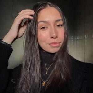 Meet your Posher, Alyssa